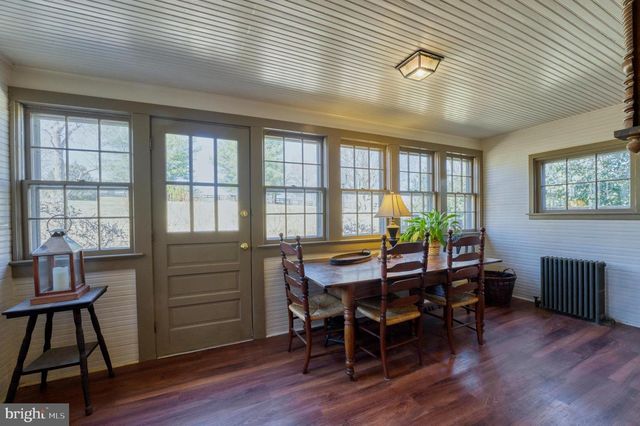 38678 PIGGOTT BOTTOM RD, Hamilton, VA 20158