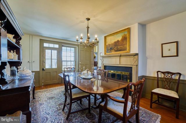 38678 PIGGOTT BOTTOM RD, Hamilton, VA 20158