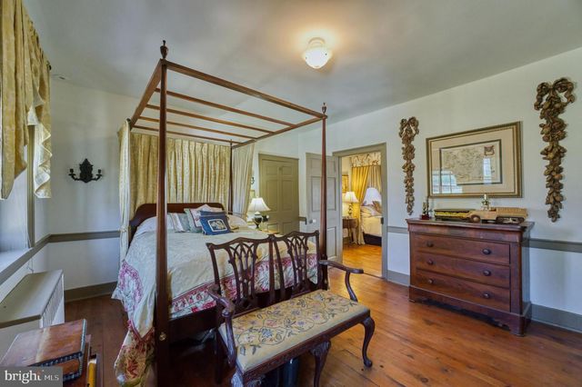 38678 PIGGOTT BOTTOM RD, Hamilton, VA 20158
