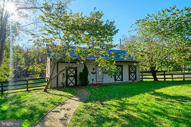38678 PIGGOTT BOTTOM RD, Hamilton, VA 20158