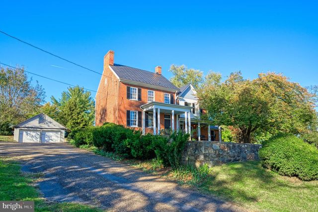 38678 PIGGOTT BOTTOM RD, Hamilton, VA 20158