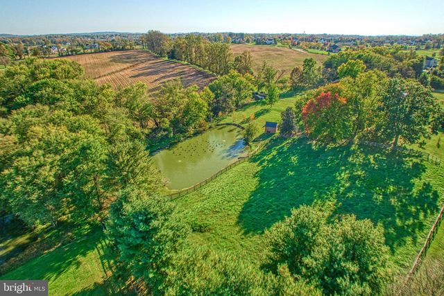 38678 PIGGOTT BOTTOM RD, Hamilton, VA 20158