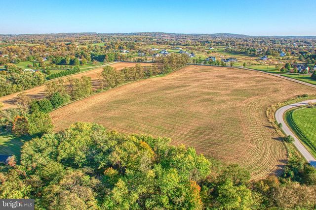38678 PIGGOTT BOTTOM RD, Hamilton, VA 20158
