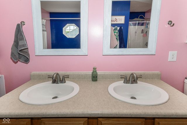 273 Brixton Woods West Drive, Pittsboro, IN 46167