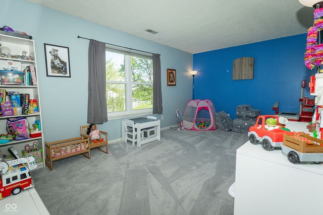 273 Brixton Woods West Drive, Pittsboro, IN 46167
