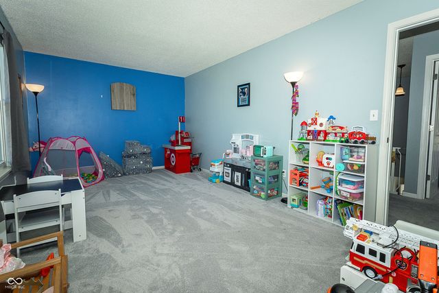273 Brixton Woods West Drive, Pittsboro, IN 46167
