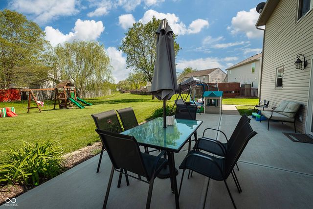 273 Brixton Woods West Drive, Pittsboro, IN 46167