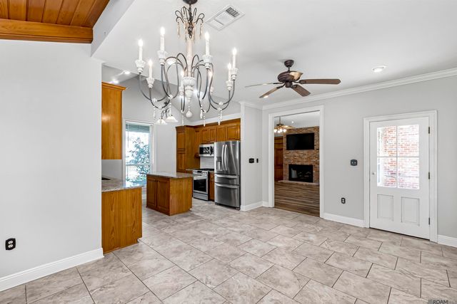 18904 Poujeaux Ave, Baton Rouge, LA 70817