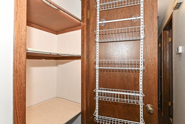 3327 Southwood DRIVE, Racine, WI 53406