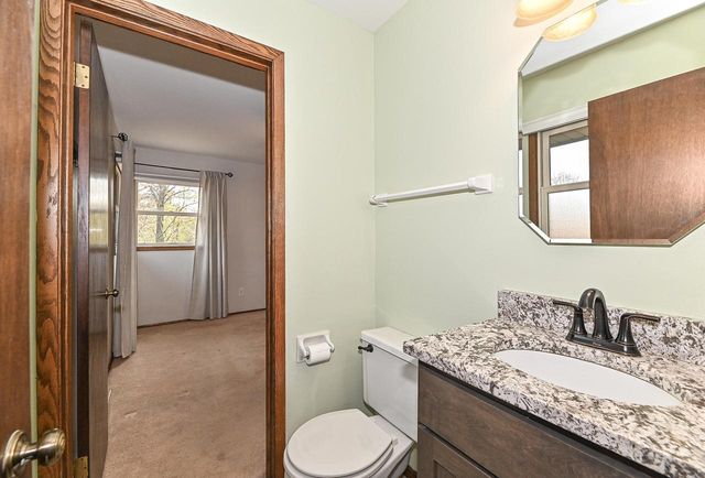 3327 Southwood DRIVE, Racine, WI 53406