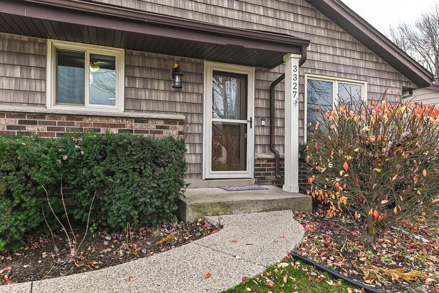 3327 Southwood DRIVE, Racine, WI 53406
