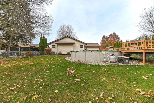 3327 Southwood DRIVE, Racine, WI 53406