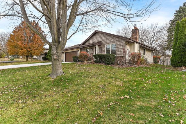 3327 Southwood DRIVE, Racine, WI 53406