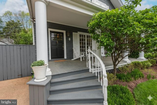 5 OXFORD ST, Chevy Chase, MD 20815