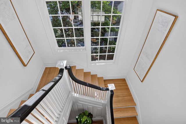 5 OXFORD ST, Chevy Chase, MD 20815