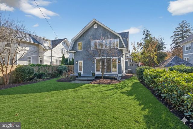 5 OXFORD ST, Chevy Chase, MD 20815