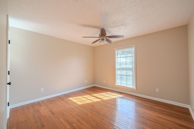 155 GREENWOOD AVE, Savannah, TN 38372