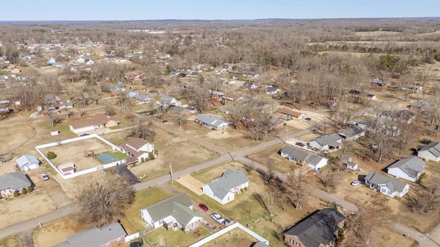 155 GREENWOOD AVE, Savannah, TN 38372