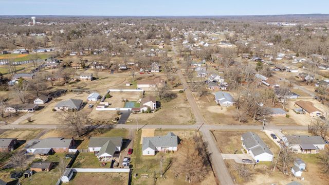 155 GREENWOOD AVE, Savannah, TN 38372