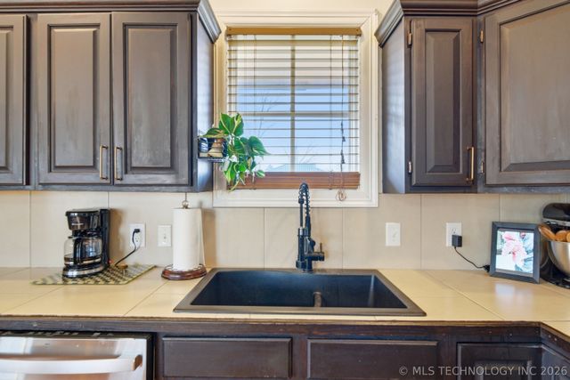 201 S Choctaw Avenue, Haskell, OK 74436