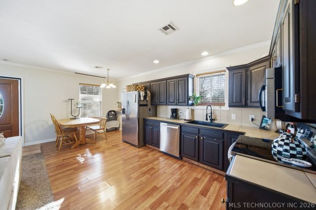 201 S Choctaw Avenue, Haskell, OK 74436