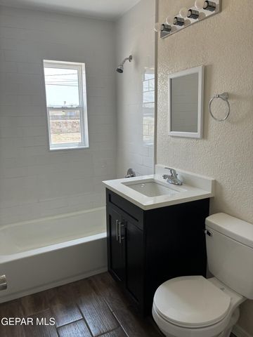 608 BARCELONA Drive, El Paso, TX 79905