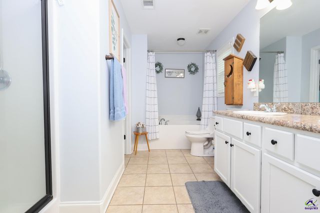 208 New Hope Drive, Perry, GA 31069