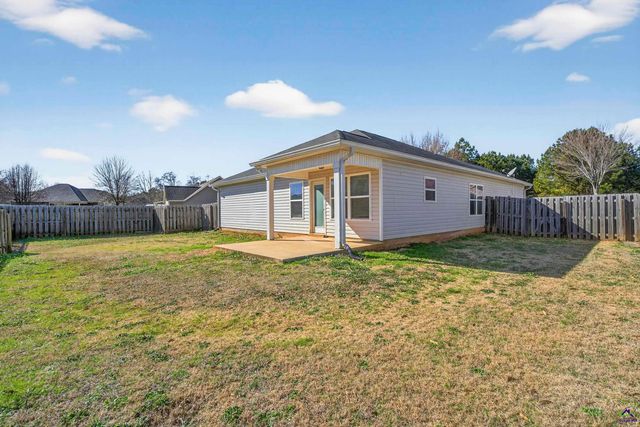 208 New Hope Drive, Perry, GA 31069