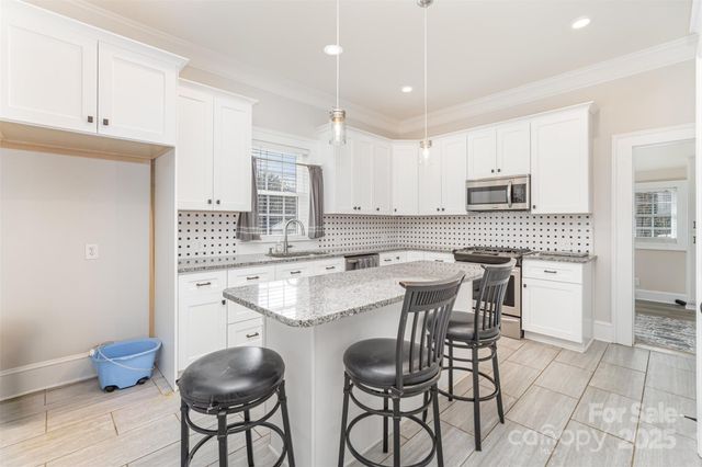 7523 Mcwhirter Road, Mint Hill, NC 28227