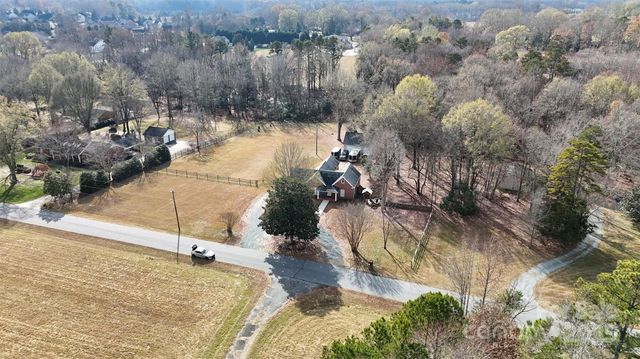 7523 Mcwhirter Road, Mint Hill, NC 28227