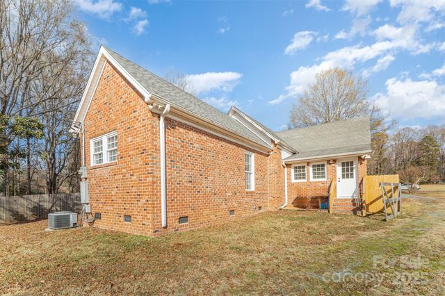 7523 Mcwhirter Road, Mint Hill, NC 28227