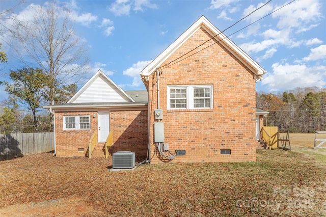 7523 Mcwhirter Road, Mint Hill, NC 28227