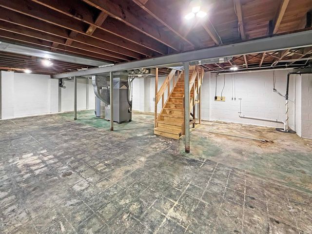 4550 Sweetser Avenue, Evansville, IN 47714