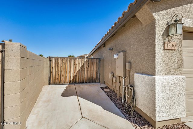 4530 E LONGHORN Street, San Tan Valley, AZ 85140