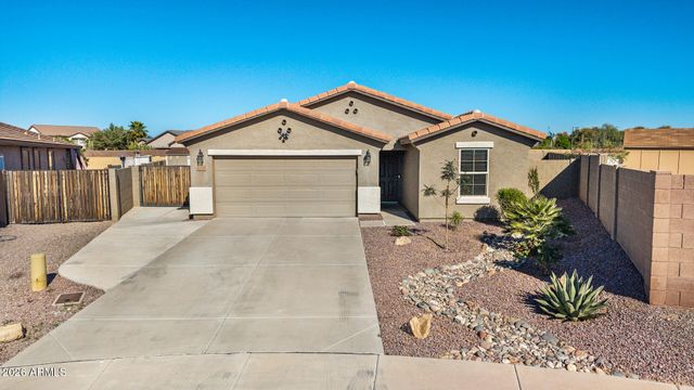 4530 E LONGHORN Street, San Tan Valley, AZ 85140