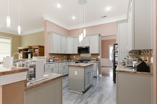 230 Blythe Island Dr, Bluffton, SC 29910