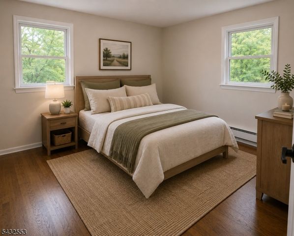 8 Cove Rd, Hopatcong Boro, NJ 07843