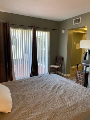 2209 BELLEAIR ROAD C21, Clearwater, FL 33764