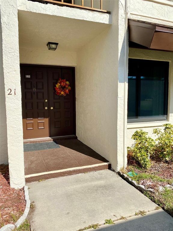 2209 BELLEAIR ROAD C21, Clearwater, FL 33764