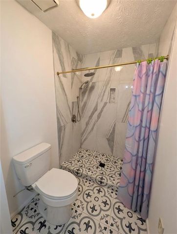 5712 Port Drive, Buford, GA 30518