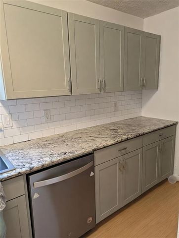 5712 Port Drive, Buford, GA 30518