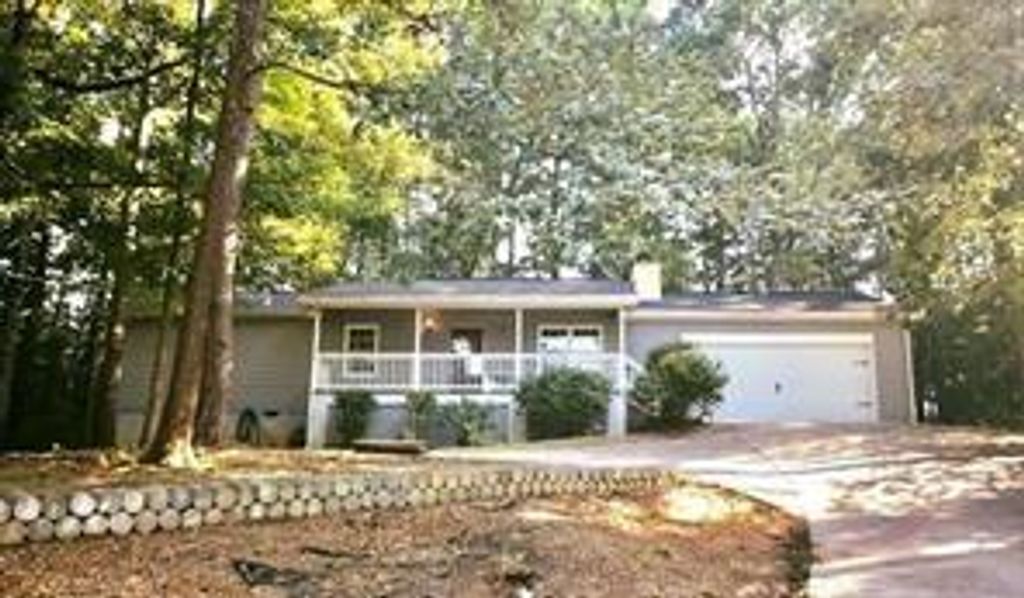 5712 Port Drive, Buford, GA 30518