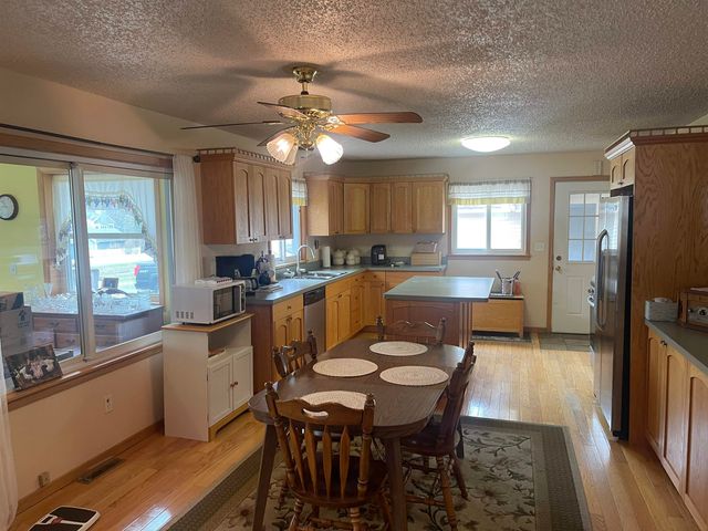 8144 Cairn Highway, Elk Rapids Twp, MI 49629