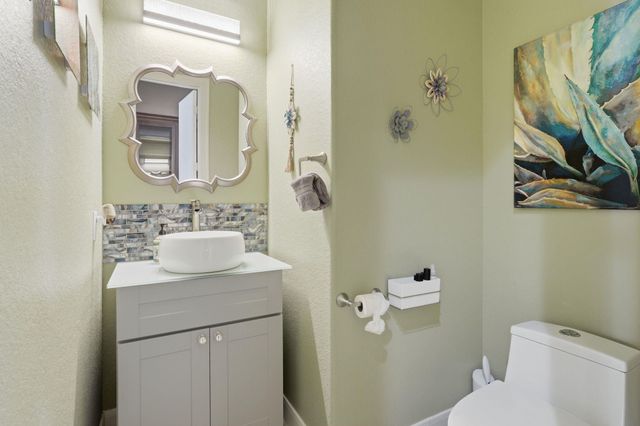 23 Mosaic Point Place, The Woodlands, TX 77389