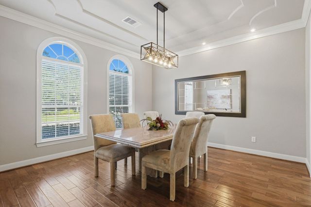 23 Mosaic Point Place, The Woodlands, TX 77389