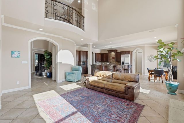 23 Mosaic Point Place, The Woodlands, TX 77389