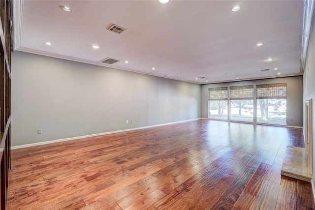 6325 Glenbrook Court, Oklahoma City, OK 73118