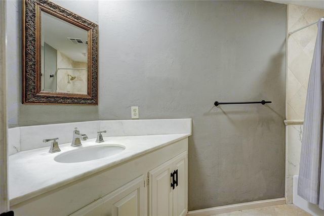 6325 Glenbrook Court, Oklahoma City, OK 73118
