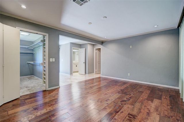 6325 Glenbrook Court, Oklahoma City, OK 73118