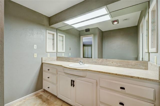 6325 Glenbrook Court, Oklahoma City, OK 73118